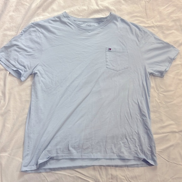 Men’s XL baby blue Tommy Hilfiger t-shirt - Picture 1 of 2